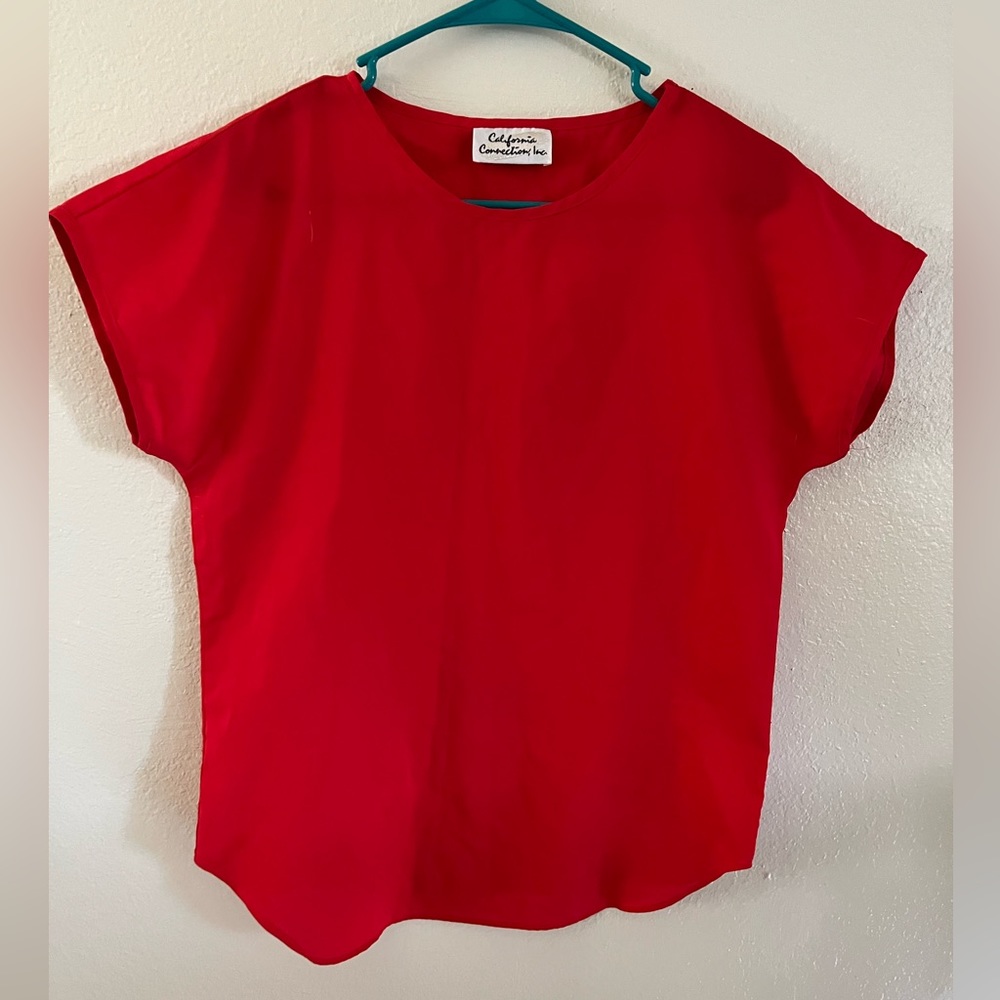 🆑⚡️Red lightweight top